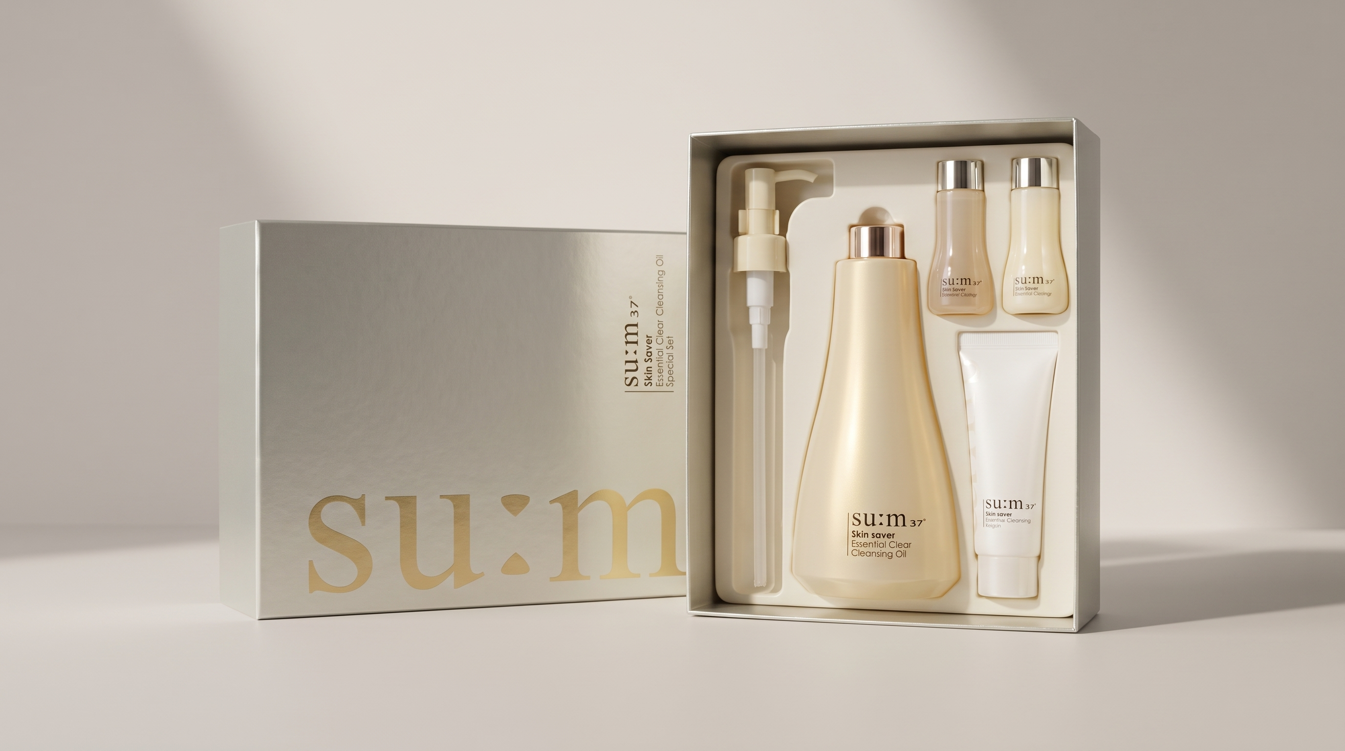 SU:M37° Skin Saver Essential Clear Cleansing Oil Special Set